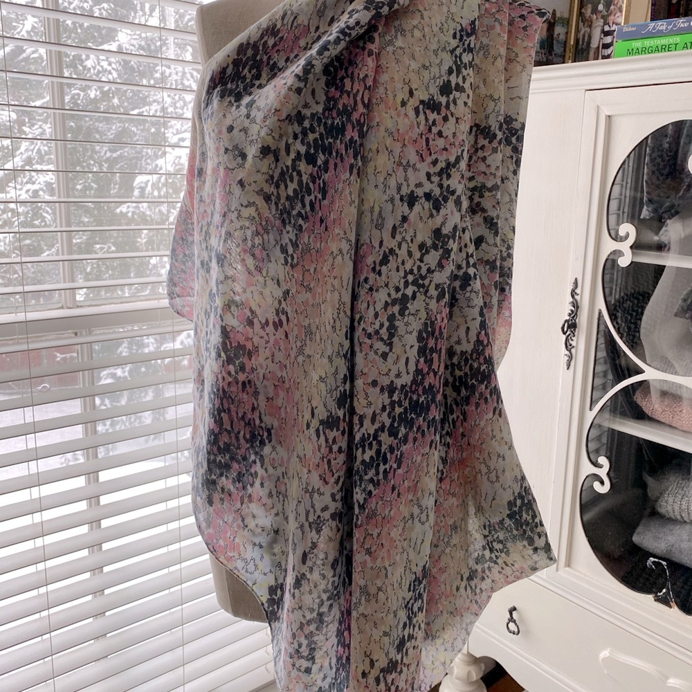 🌸 Extra Large Infinity Scarf 🌸 - Picture 2 of 5